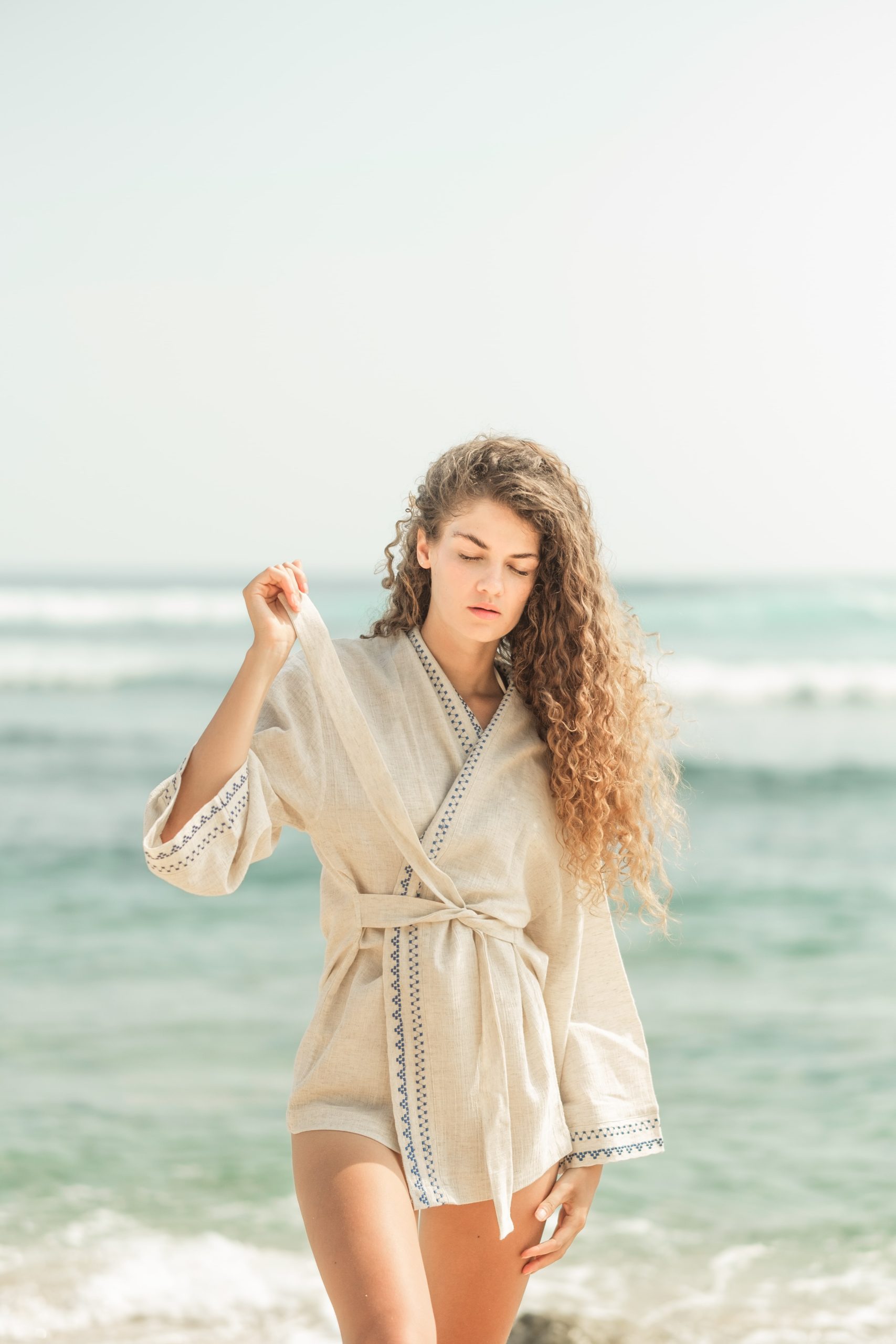 Metis Kenevir Kimono